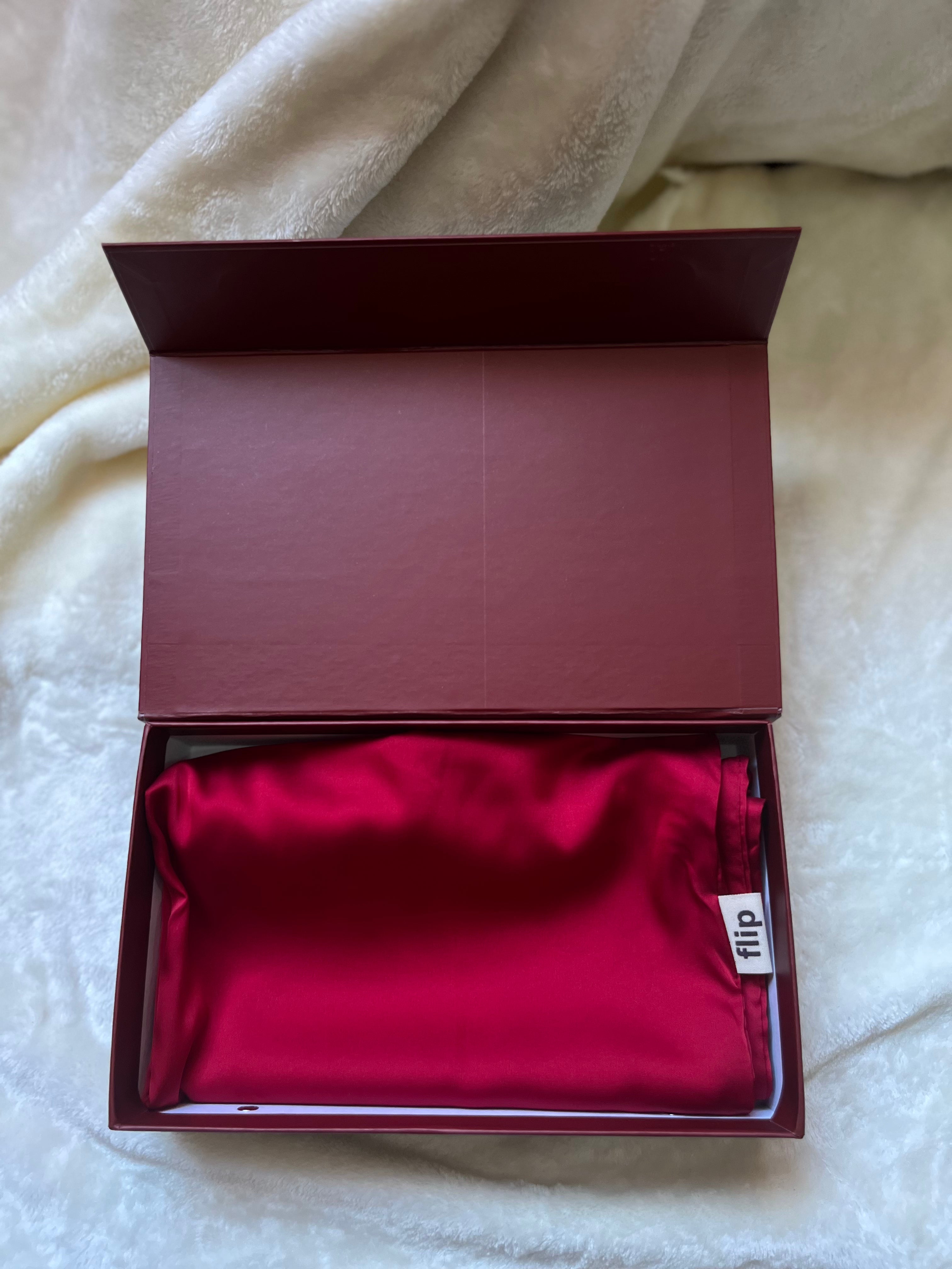 Dut İpek Bordo Premium Yastık Kılıfı